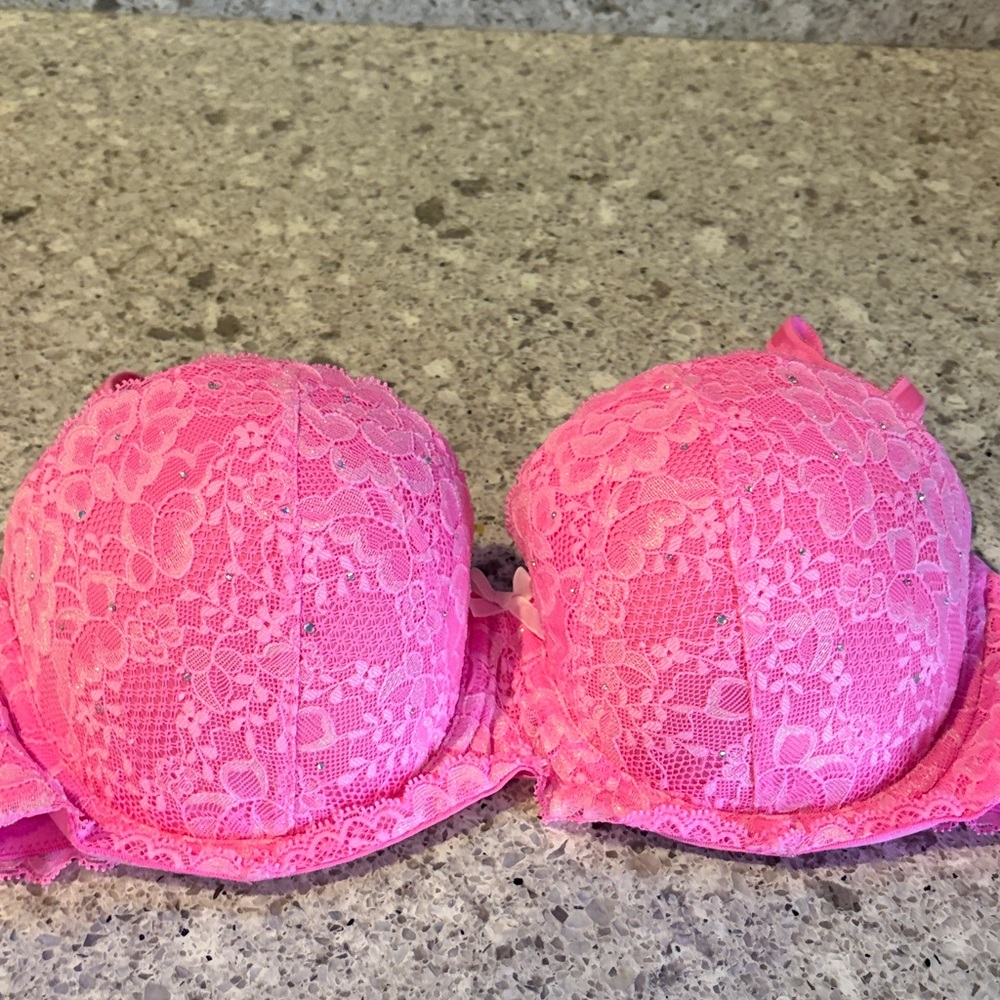 Victoria's Secret Lace Bra - Bright Pink convertible strapless bra